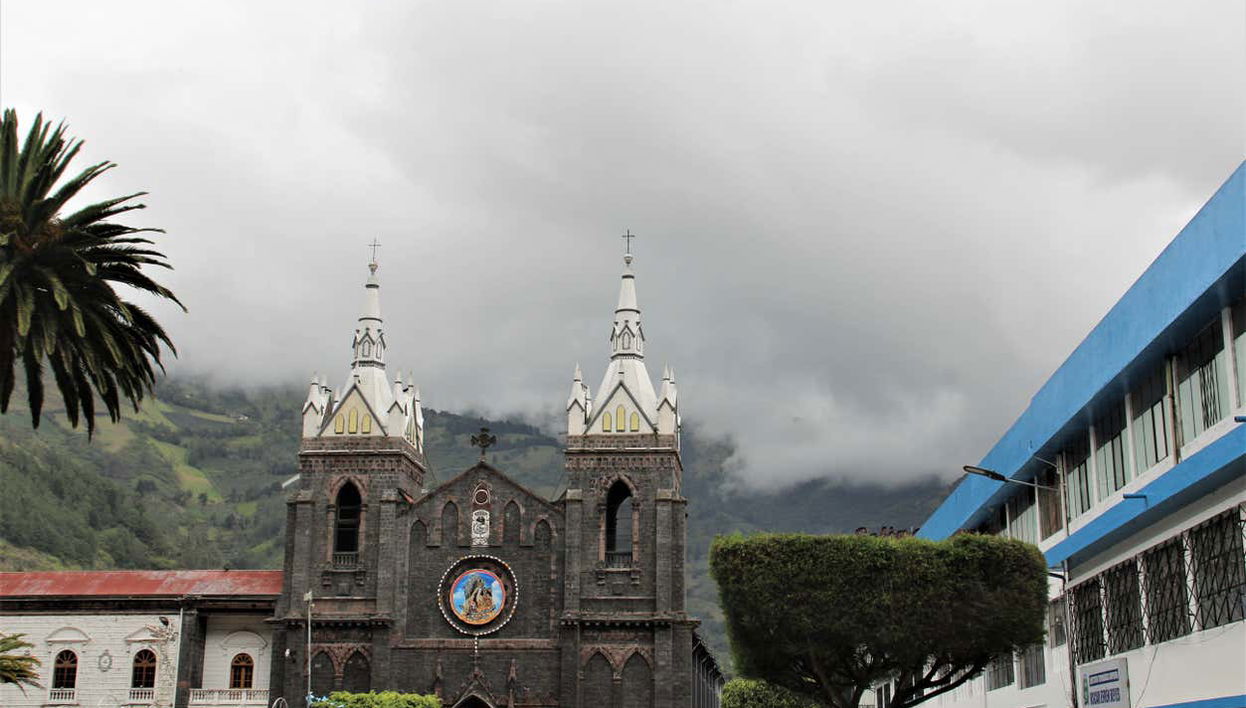 Basílica de Baños de Agua Santa