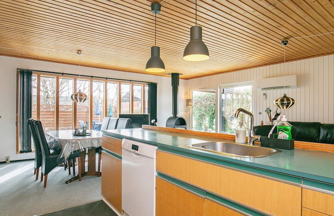 6 Person Holiday Home in Laeso - Foto 6