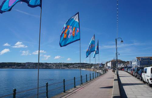 Modern 2 Bed Apt Centre Of Penzance, Lift Access - Photo 13