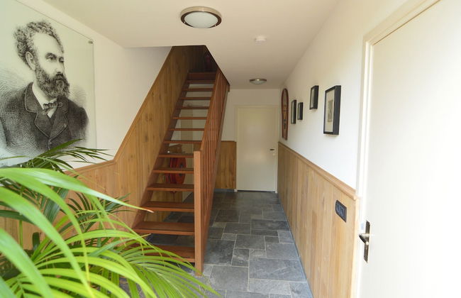 Pleasant Holiday Home Near the Centre of Haaren - Photo 3