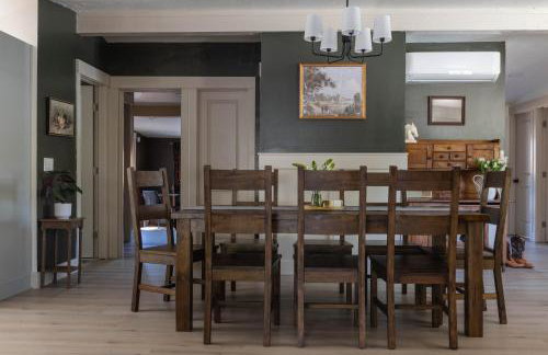 Comfy Home with Game Room & Back Yard - Kid Friendly - Foto 22