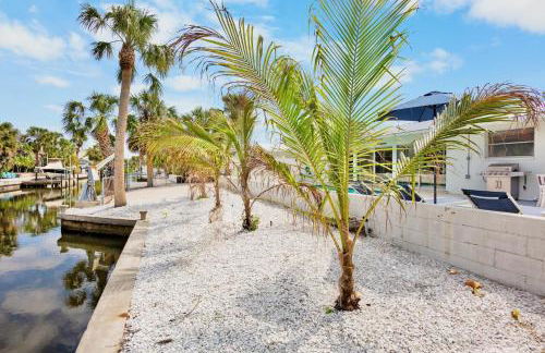 Coastal Charm - Photo 33