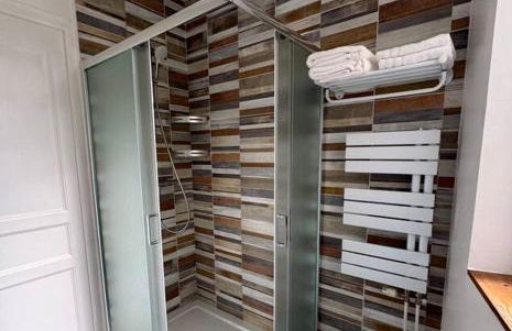 Luxury Room - Havre de paix avec jacuzzi privé - Foto 14