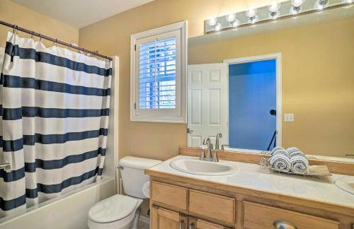 The Cedars Spacious Group Getaway in Snohomish - Photo 26