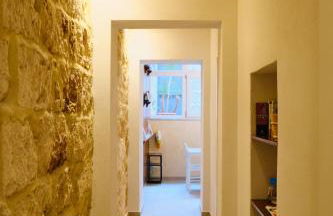 Basso 61, Cozy Oasis with Mini Pool and Courtyard - Foto 30