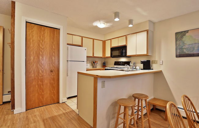 The Woods by Killington Vacation Rentals - 2 Bedrooms - Photo 32