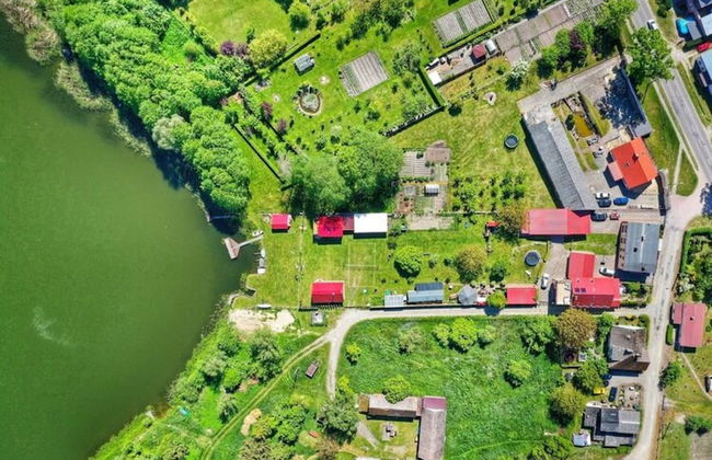 Cottage by Lake Ostrowieckie With Private Beach - Photo 29