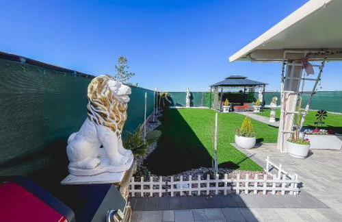 California 3-Bedroom Desert Escape With Garden - Foto 18