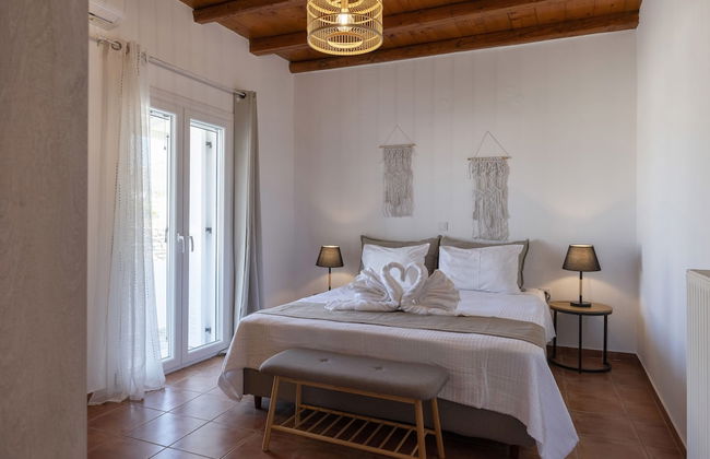 Myrsini Traditional Hillside Cottage - Photo 2