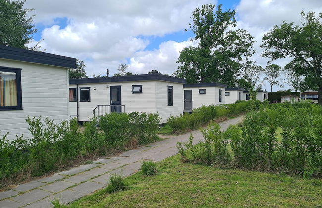 Cozy Chalet on a Holiday Park Near Alkmaar - Photo 1