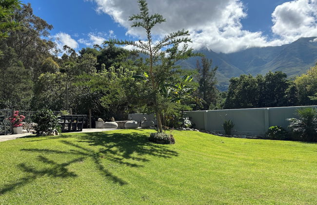 A Riverbed Guesthouse - Photo 58