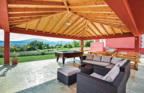 Lovely Home In Rumin With Kitchen - Foto 15