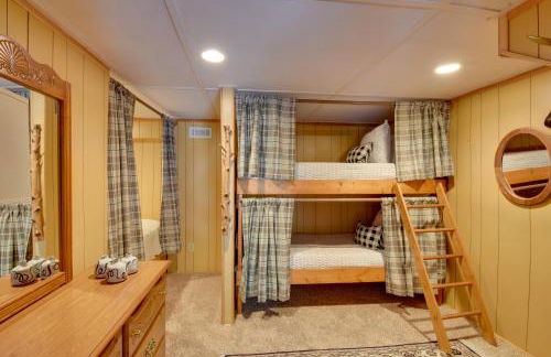 Stunning Dillard Home with Yard in Sky Valley! - Foto 23