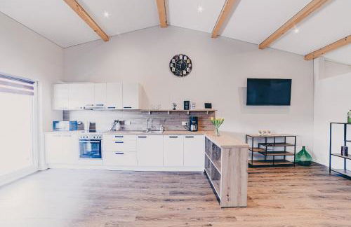 Große Ferienwohnung mit Balkon und perfekter Lage - Foto 4