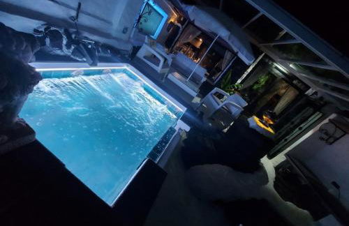 ALOELUX VILLA ! - Private Villa with Jacuzzi, cinema ,massage ,wonderful view, art desing villa - Photo 4