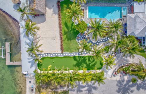 Paradise Point - Luxury Oceanfront Estate - Pool, Dock, Outdoor Kitchen & Family Amenities - Foto 4