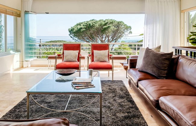 Camps Bay 4BR w Pool and Sea Views Atlantic Gem - Photo 8