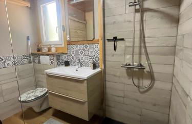 Chalet au calme avec terrasse sur belle propriété - Foto 23