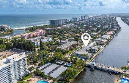 Boca Waterfront • Watch the Boats • Pool & Gym - Photo 30