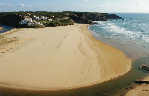 The Old House with Heated Pool, BBQ, Fireplace - Photo 20