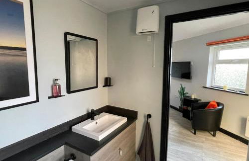 The Secret Maisonette Rochester - Photo 29