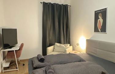 2Schlafenzimmer 5Betten Montuerwhonung - Foto 4