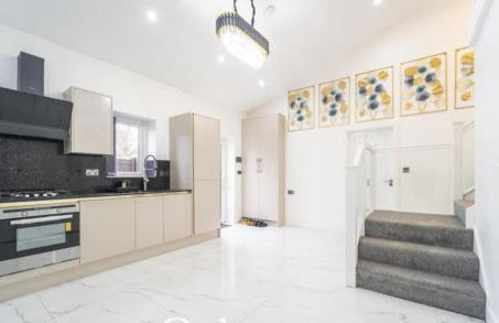 New Modern Stylish Villa Near City Centre Birmingham, with outdoor Hot Tub - Foto 29