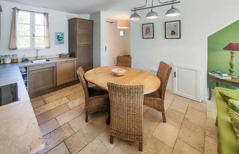 Awesome Home In Saint-Laurent-De-La-Ca - Foto 6