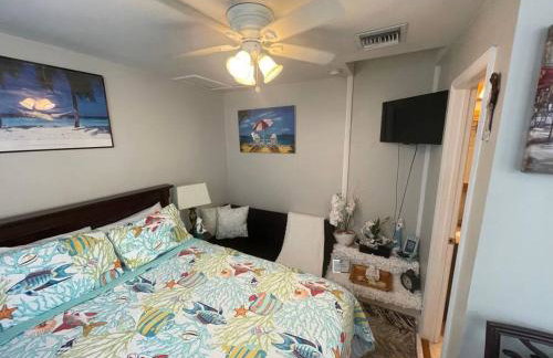 Comfy Queen Bed Studio, Downtown West Palm - Foto 7