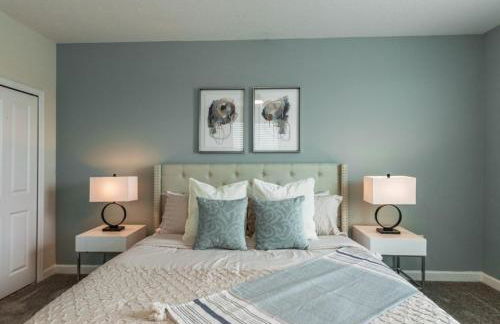 Beautiful and Spacious 5 Bed Pool Home home - Foto 21