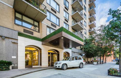 UES 1BR w Gym Doorman Stunning Roof NYC-505 - Foto 20