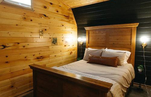 "Lumber Lodge" - Comfy & Woodsy Stay in RRG/Auxier - Foto 24