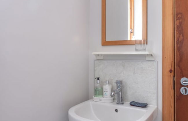 Contemporary One Bedroom Apartment Close To All Amenities In Conservation Area - Foto 12