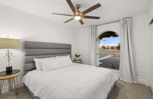 Modern Cactus Home - Luxe with Spa-baths Pool & Firepit - Foto 39