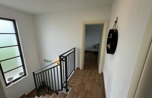 Villa Cecilia - 4 bedrooms, 4 bathrooms, inside heated pool, gym - Photo 9