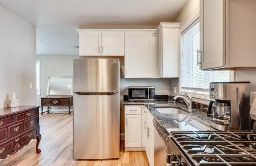 New Hampshire Abode with Mountain Views, Near Skiing - Foto 8