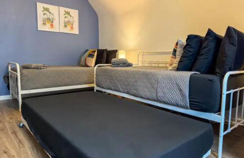 4 Apartments 7 Bedrooms with 23 Beds and Parking WIFI - Foto 51