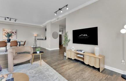 HEB203 Spacious & Stylish 2B Condo Downtown Fort Worth, Free Parking, Walk to Convention Center - Foto 16