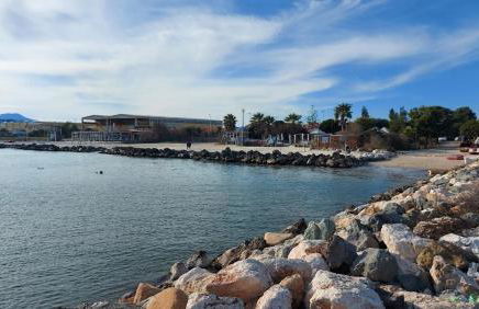 Cerulean Harbour HOUSE - WiFi, AC, 5 minutes from the Beach, Terrace, Air Conditioning - Foto 20