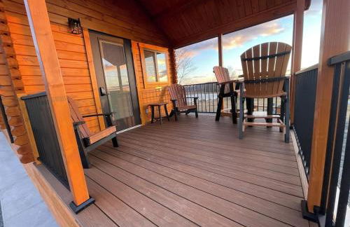 Private Luxury Log Cabin in the Endless Mountains, Firepit, Farm Charm - Foto 1