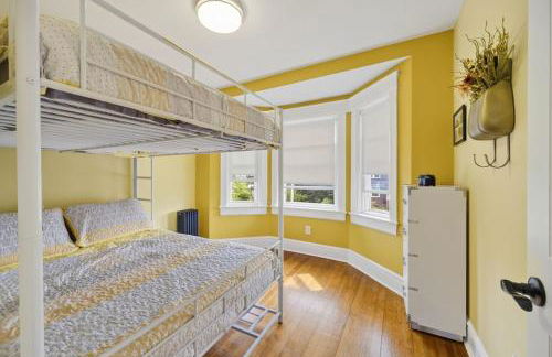 14 Guest, 9 Bed, Family Getaway- 30 min from NYC - Foto 4