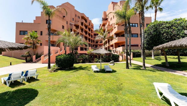 CT 240 - Beachfront Apartment -Don Juan Manilva - Foto 2, Imagen principal