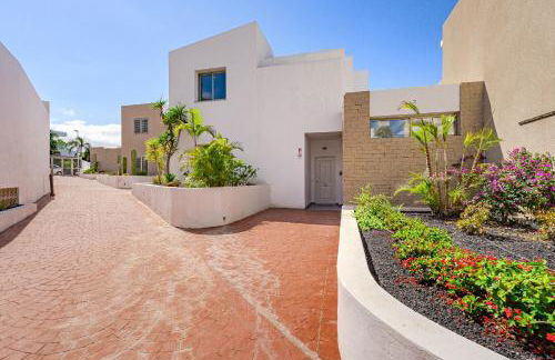 Villa Caterina, Luxury Villa with Heated Pool Ocean View in Adeje, Tenerife - Foto 40