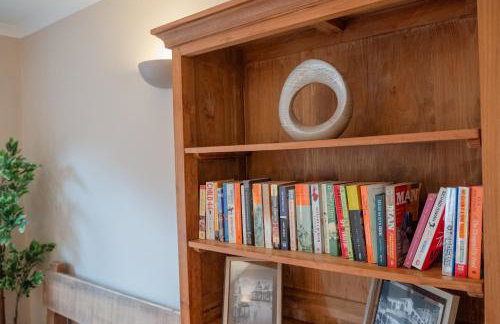 Hazel House - Cosy 2 bedroom house with parking near to Oxford - Foto 54