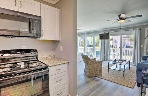 Walk to Surfside Beach Studio with Covered Balcony - Foto 14