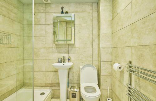 Amazing 2BR Flat in Croydon with Balcony - Foto 17