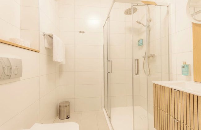 ZEN Central Apartments - Photo 34