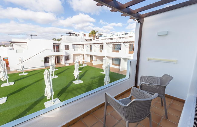 R2 Bahía Kontiki Beach Apartments - Photo 36