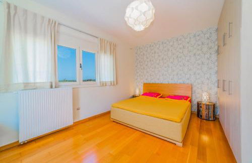 Estella Villa with Pool, Children Area, BBQ & Magnificent Views! - Photo 35