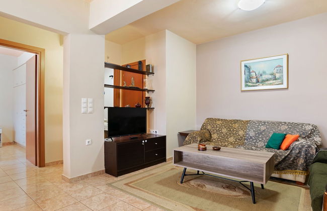 Welcoming Apartment in Venerato With Garden - Photo 14